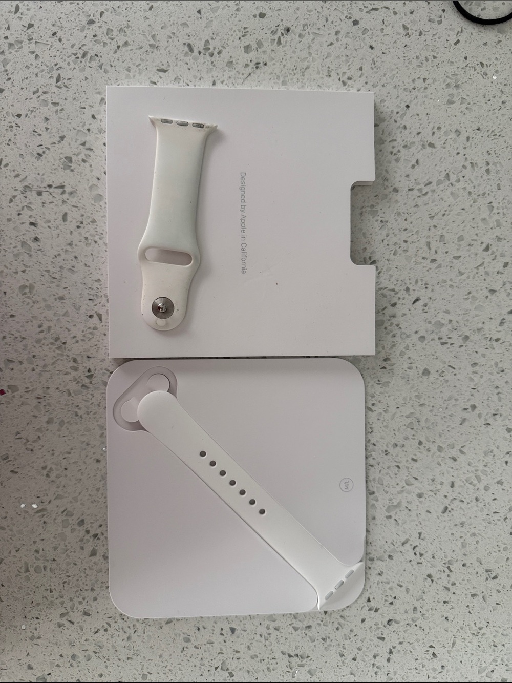 Apple White Silicone Sport Wristband for Apple Watch (Single-Piece)